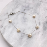 Elegant Pearl Bracelet